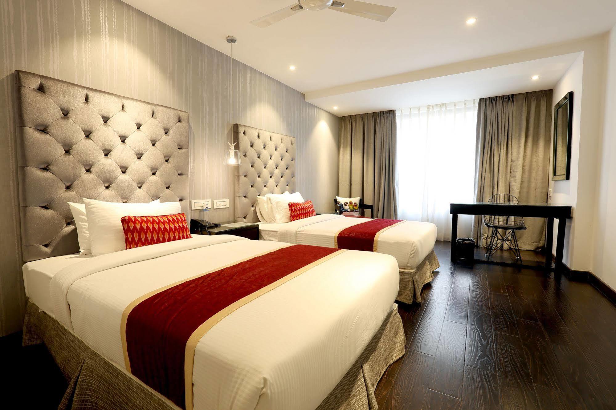 Hotel Deccan Serai, Hitec City, Hyderabad Eksteriør bilde